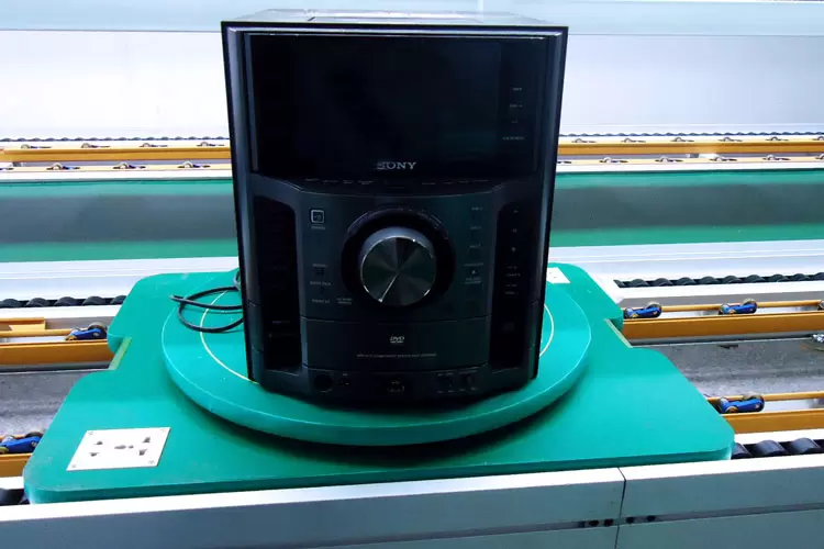 音响工装板